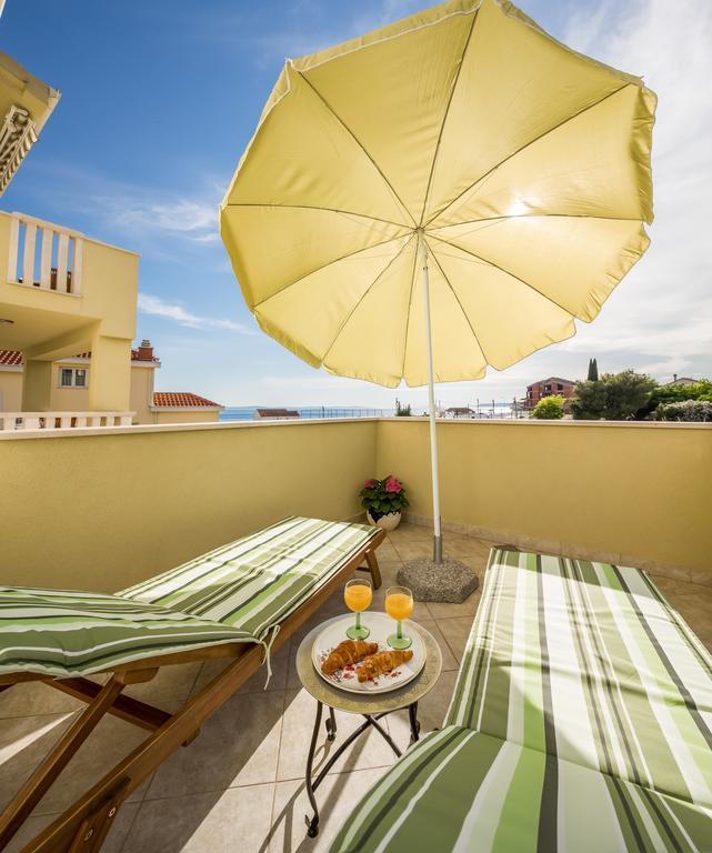 Apartments Leon Podstrana Kamer foto